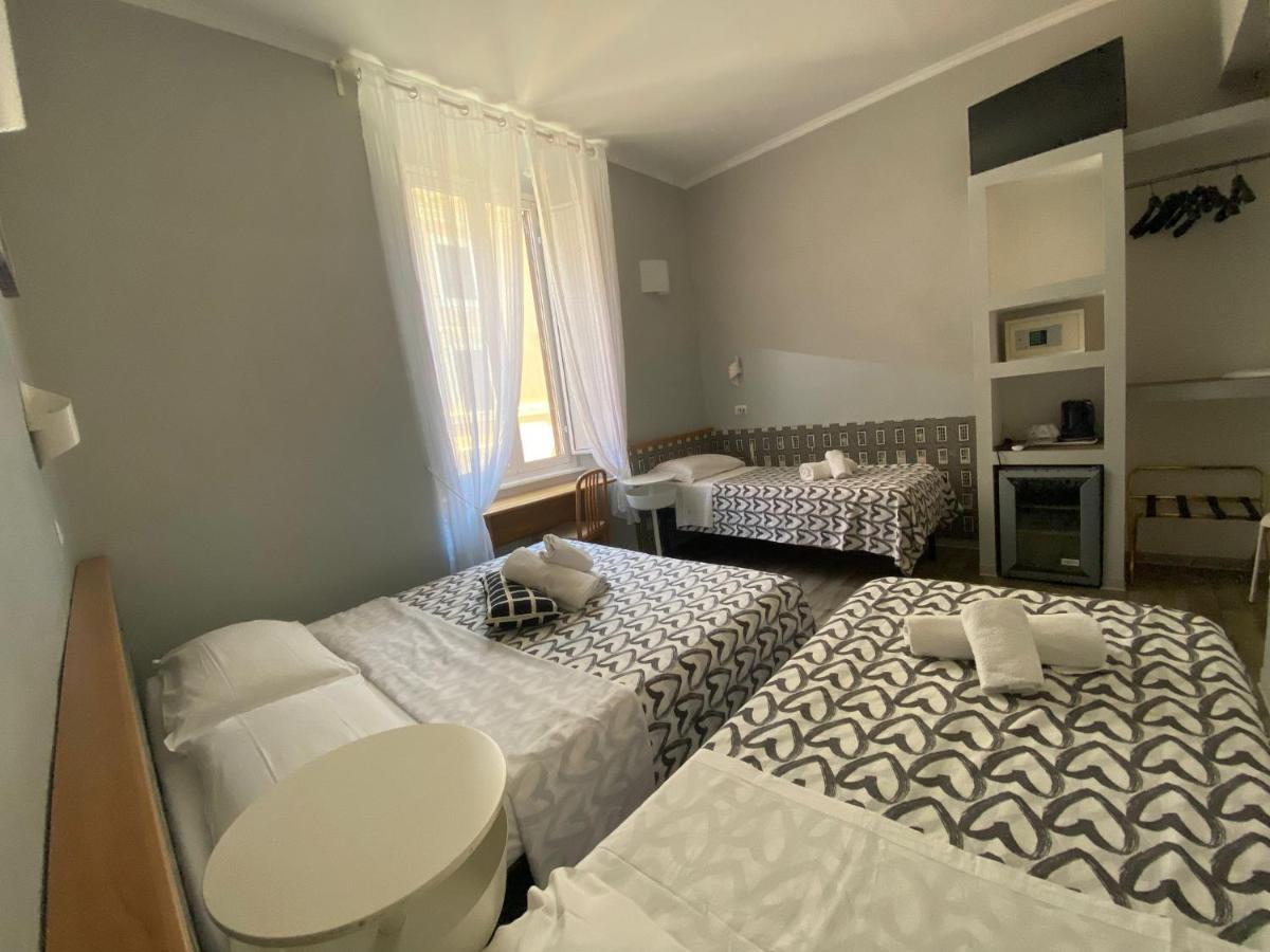 רומא Guest House Fidardo מראה חיצוני תמונה